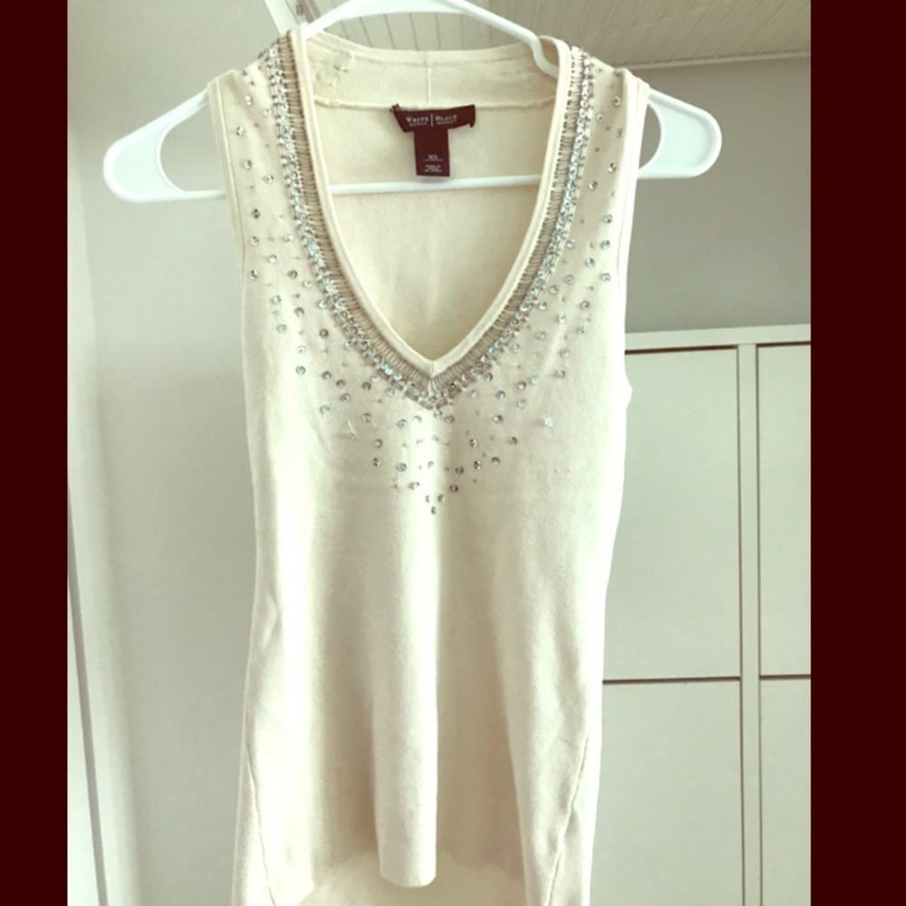 White House Black Market sweater tank